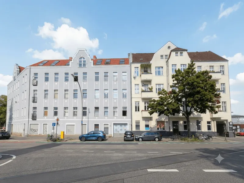 Erstbezug: Dachgeschossausbau 2-Raum-Wohnung nahe Ringbahn Sonnenallee !!!! — photo 1